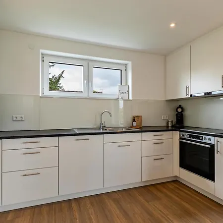 Parkside S4 - 8min Legoland