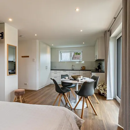 Apartment 4 Parkside *